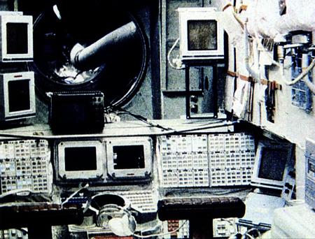 ����ָ�����̨