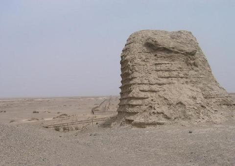 ��������