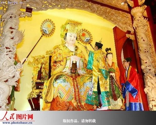 世上唯一木质天后宫揭碑 “三献”祭礼(图)