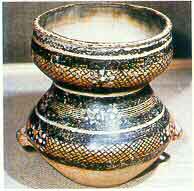 我们四用黏土矿物制作的陶器