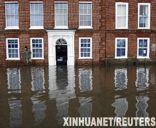 Ӣ�����50������󺣳�����(��ͼ)