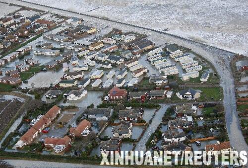 Ӣ�����50������󺣳�����(��ͼ)