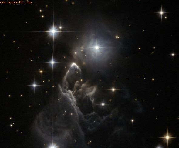 IRAS 05437+2502λųǺͰڳͼУаһγ1983ֵĺ(IRAS)״η֡˴ιռԶṩͼʾϸڣȻ޷ǸVεĳơͼȨNASA, ESA, Hubble, R. Sahai (JPL)