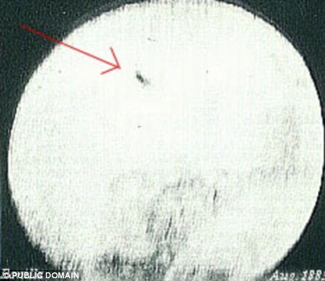 西哥科学家认为1883年拍摄的所谓UFO照片展现的实际上是一颗险些撞向地球的彗星