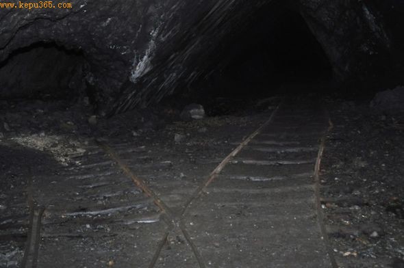 ���۵�ǰ��